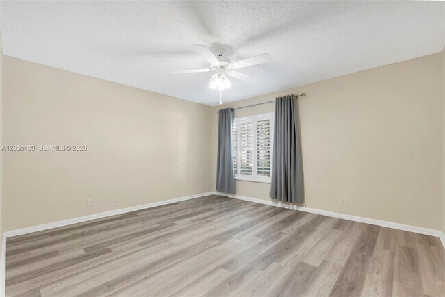 Building Photo - 7370 NW 61st Terrace