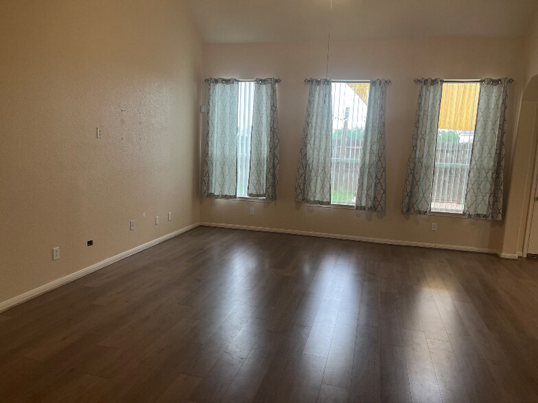 Building Photo - 24938 Mason Trail Dr