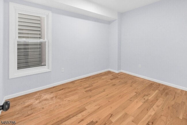 Building Photo - 155 Fairmount Ave