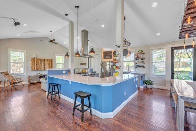 Building Photo - 6416 Edsel Dr