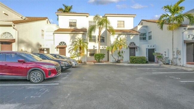 Building Photo - 4635 NW 97th Pl