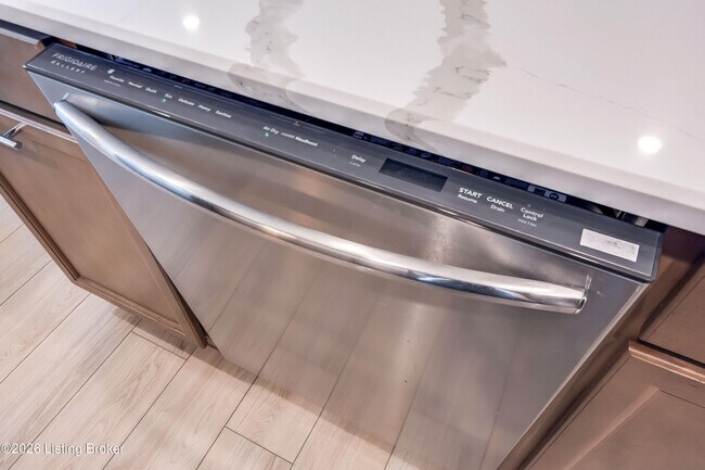 Building Photo - 13706 Halden Ridge Way