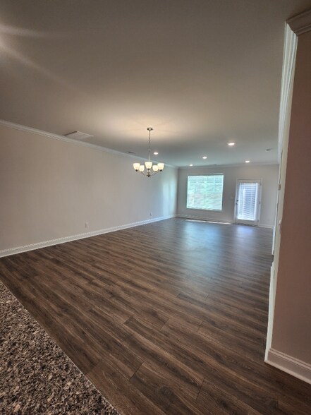 Building Photo - 4146 Steel Wy