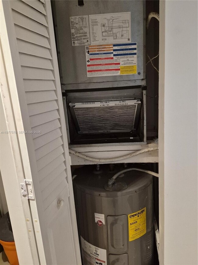 Building Photo - 8300 Sands Point Blvd