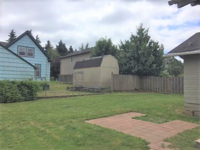 Building Photo - 1032 NE Madrona St