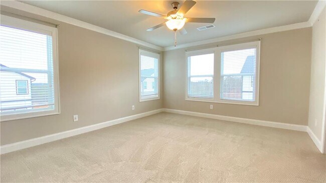 Building Photo - 1040 Knoxboro Ln
