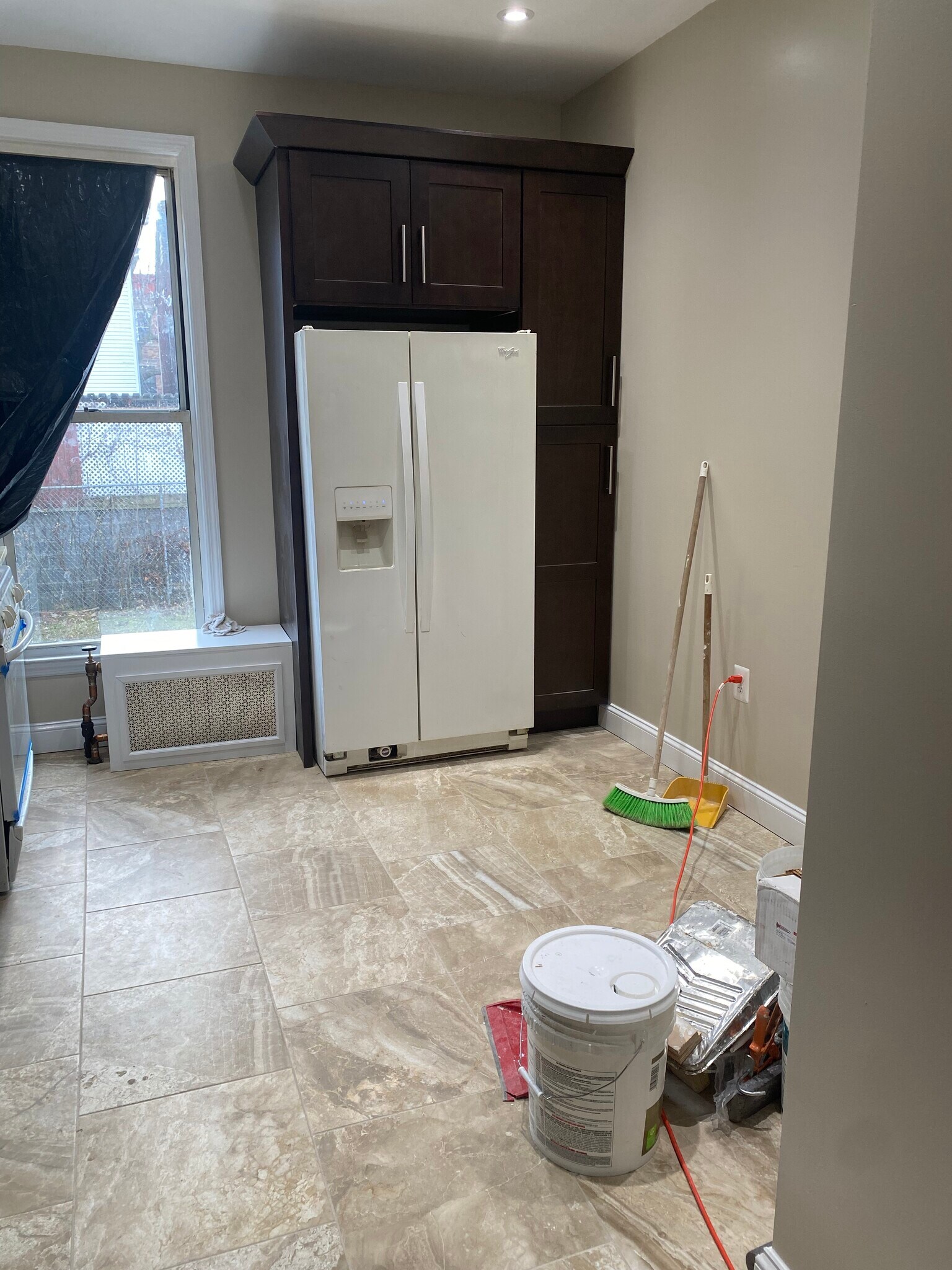 Kitchen - 7418 88th Ave