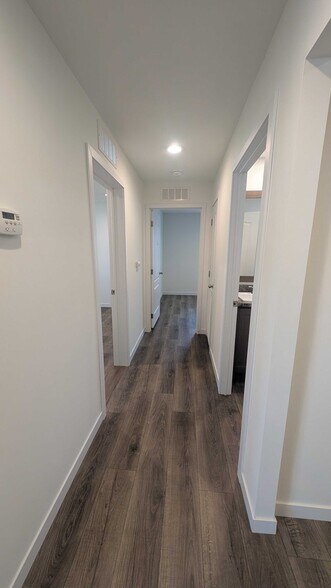 Building Photo - 9383 Evergreen Dr