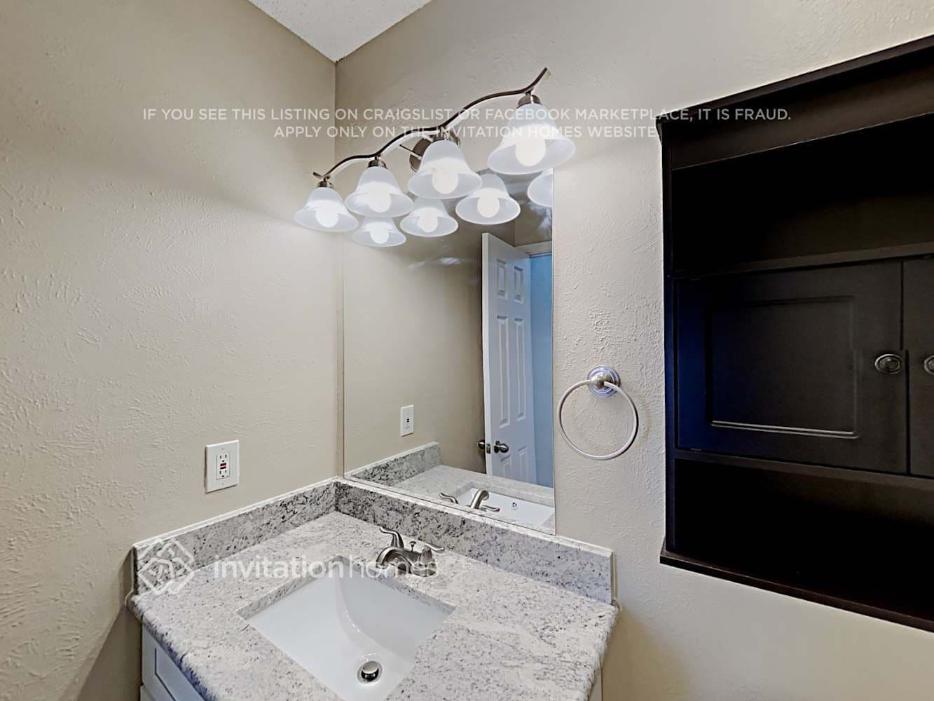 Building Photo - 509 Fox Dr