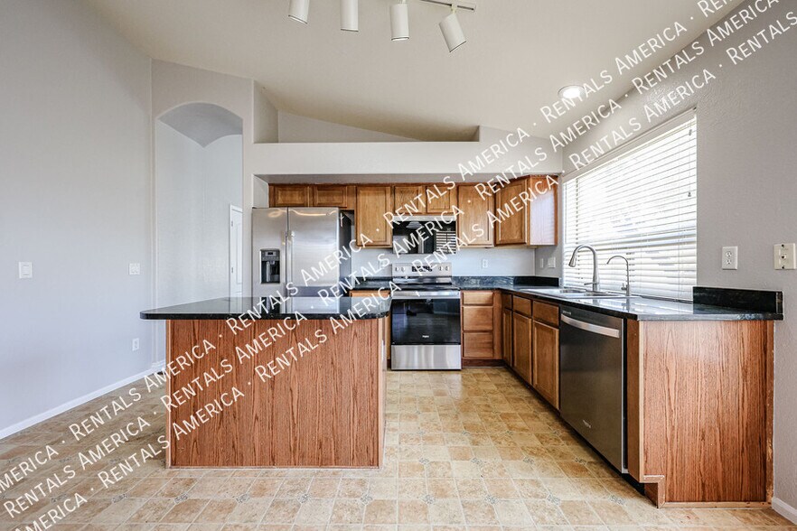 Building Photo - 51 W Hereford Dr