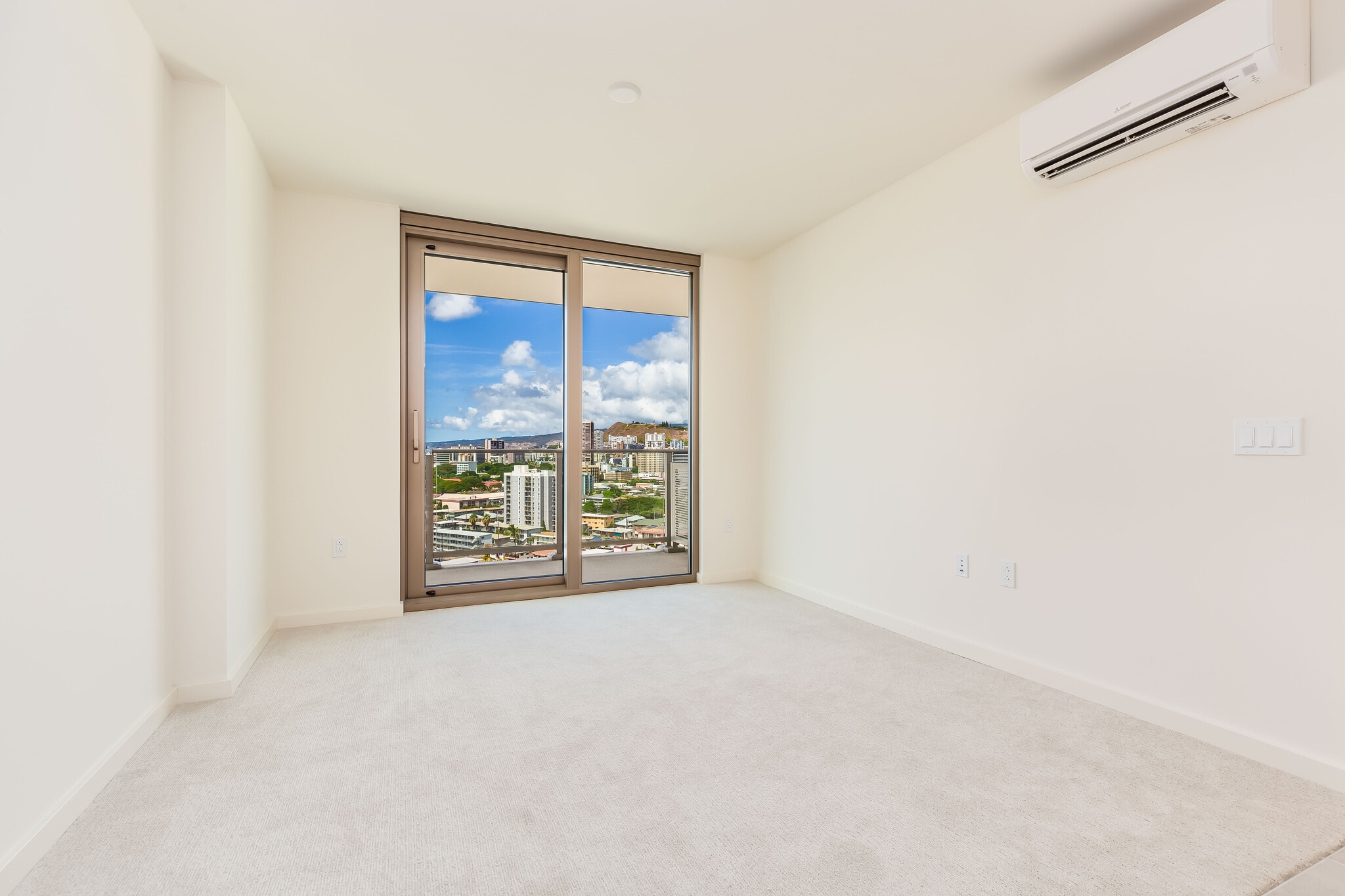 Building Photo - 1388 Kapiolani Blvd