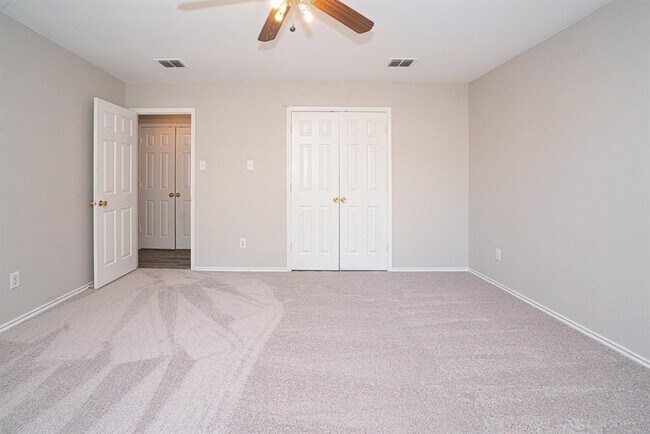Building Photo - 2704 Frontier Ln