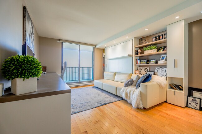 Building Photo - 1212 N Lake Shore Dr