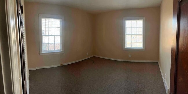 Building Photo - 4615 S 2nd St