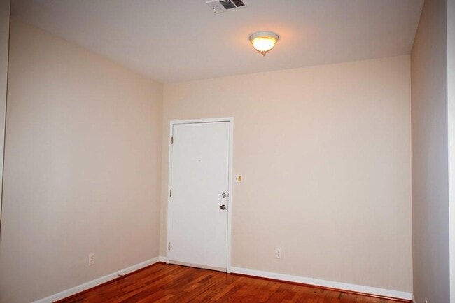 Building Photo - 1421 W Peachtree St NE