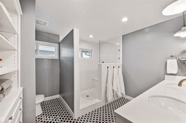 Building Photo - 1419 Santiago Dr