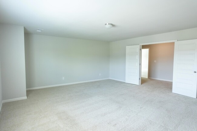 Building Photo - 1115 Dietrich Ln