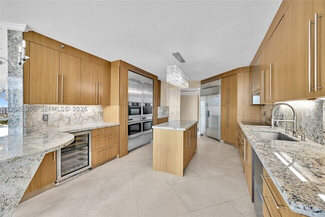 Building Photo - 3370 Hidden Bay Dr