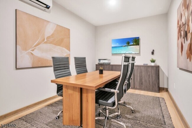 Building Photo - 308 Encampment Ct