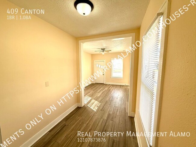 Building Photo - 409 Canton-