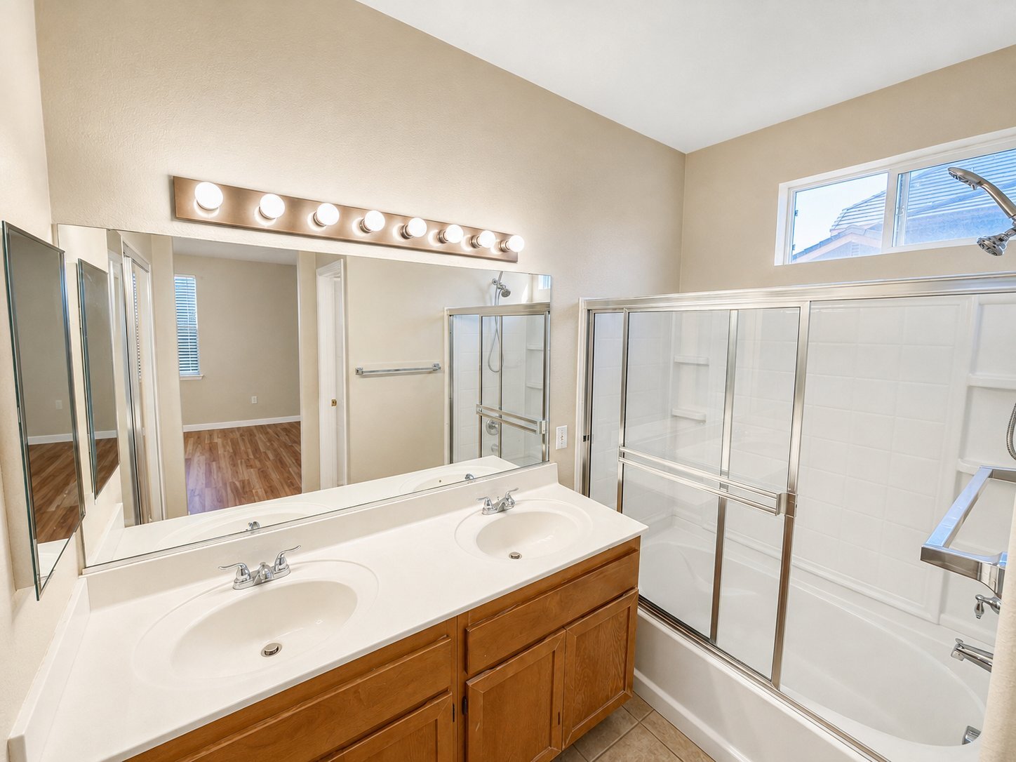 Building Photo - 2728 Black Walnut Ct