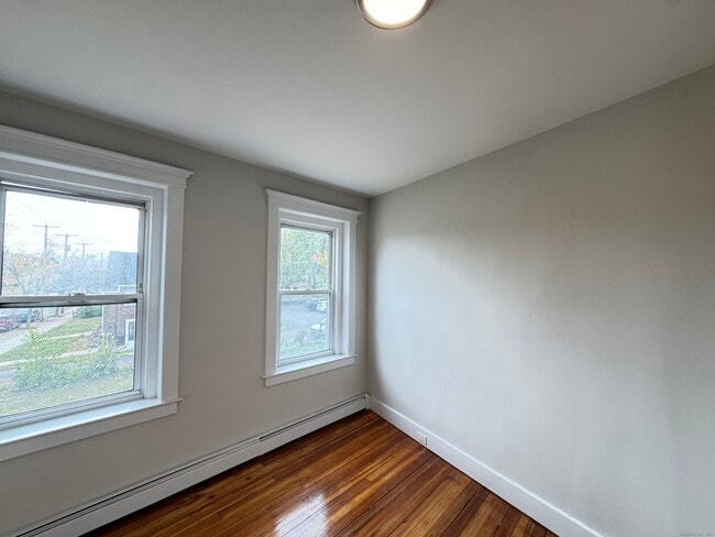 Building Photo - 360 Campbell Ave