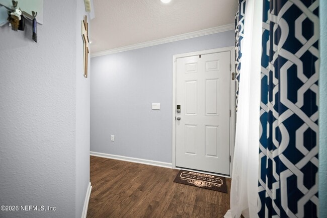 Building Photo - 6092 Bucking Bronco Dr