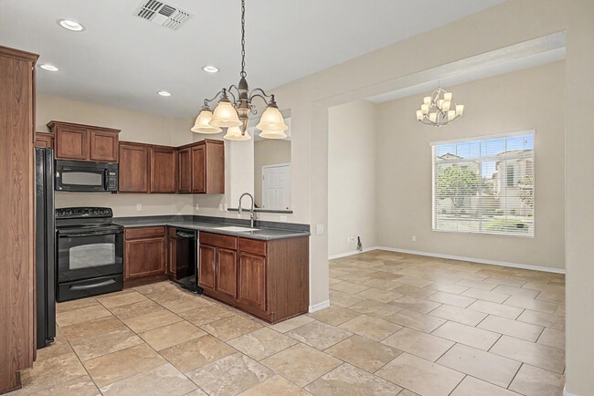 Building Photo - 26616 N Babbling Brook Dr