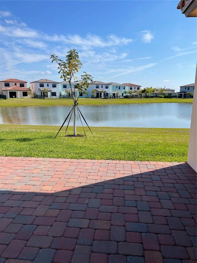 Building Photo - 16475 Sea Turtle Pl
