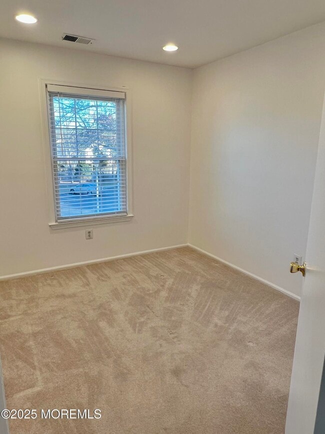 Building Photo - 458 Magnolia Ct