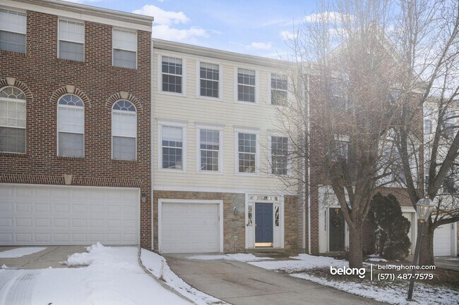 Building Photo - 47339 Blackwater Falls Terrace