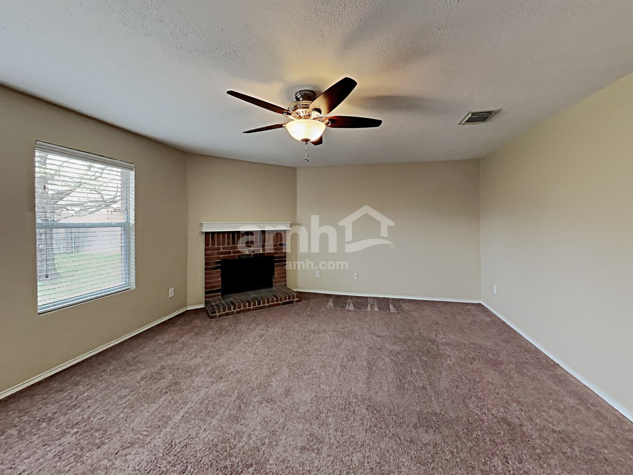 Building Photo - 1514 Lonesome Dove Trail