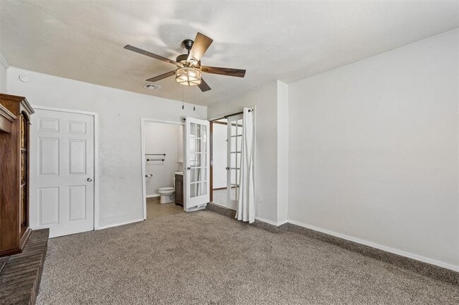 Building Photo - 3401 E Noble Dr