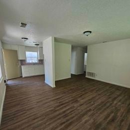 Building Photo - 4700 Burton Ave