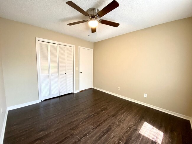 Building Photo - Comfort and Convenience in the Heart of Jenks