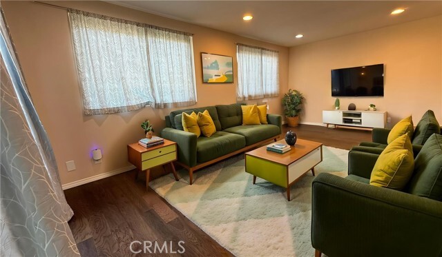 Building Photo - 10720 Andy St