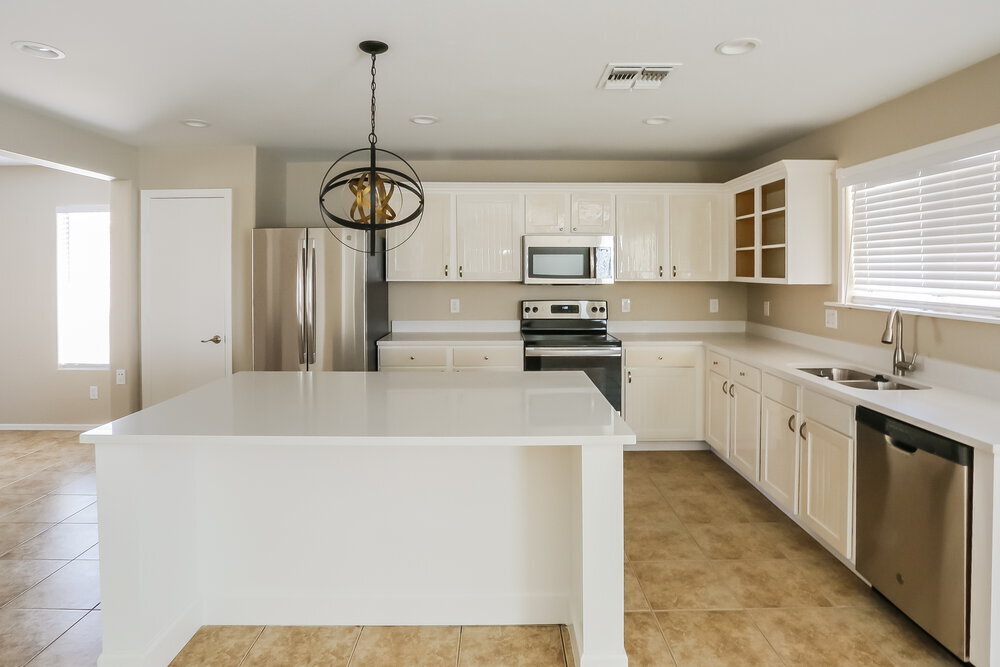 Building Photo - 10425 W Miami St