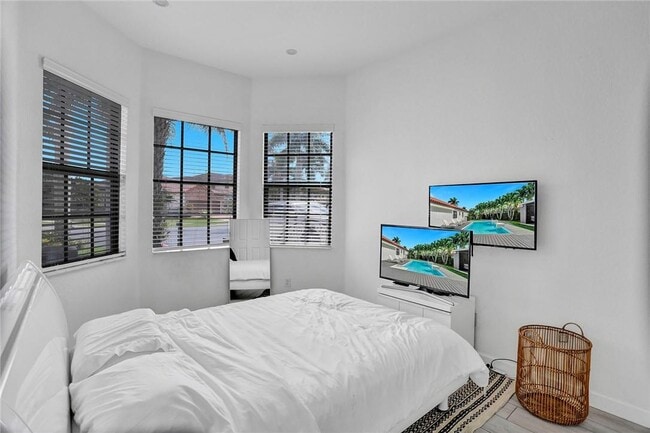 Building Photo - 4092 NW 88th Ter