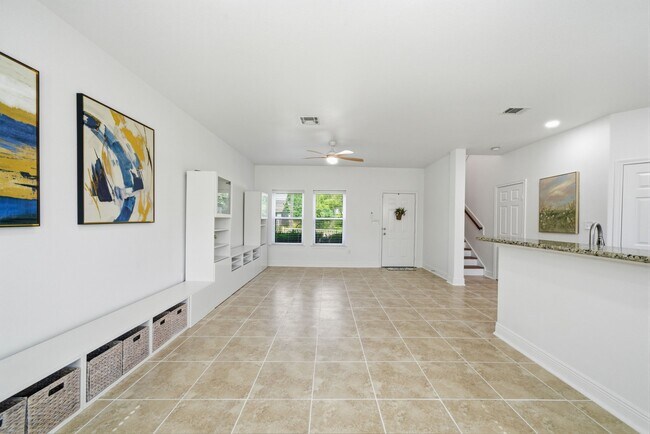 Building Photo - 5508 Elysian St