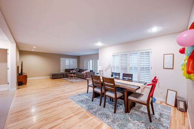 Building Photo - Spacious Luxury Living with Dual Master Suites & Private Outdoor Retreat