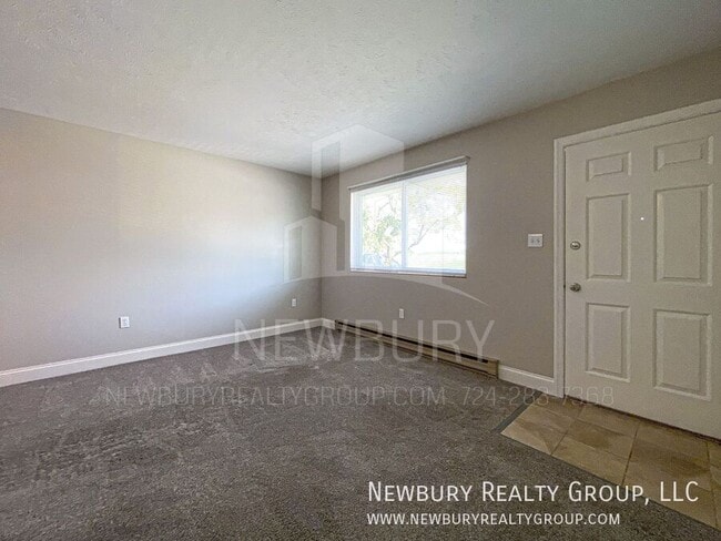 Building Photo - 26 Sunbury Estates
