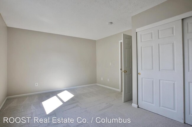 Building Photo - 2 br, 1.5 bath House - 5643 Great Woods Blvd