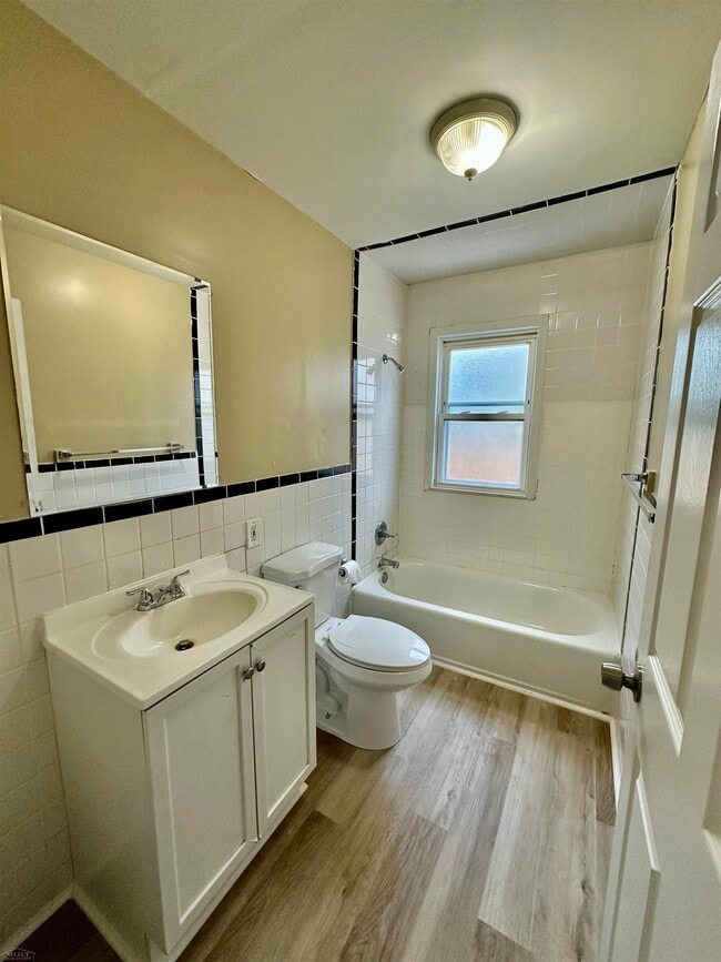 Building Photo - 30240 Groveland St