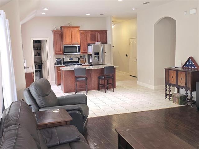 Building Photo - 312 Salisbury Dr