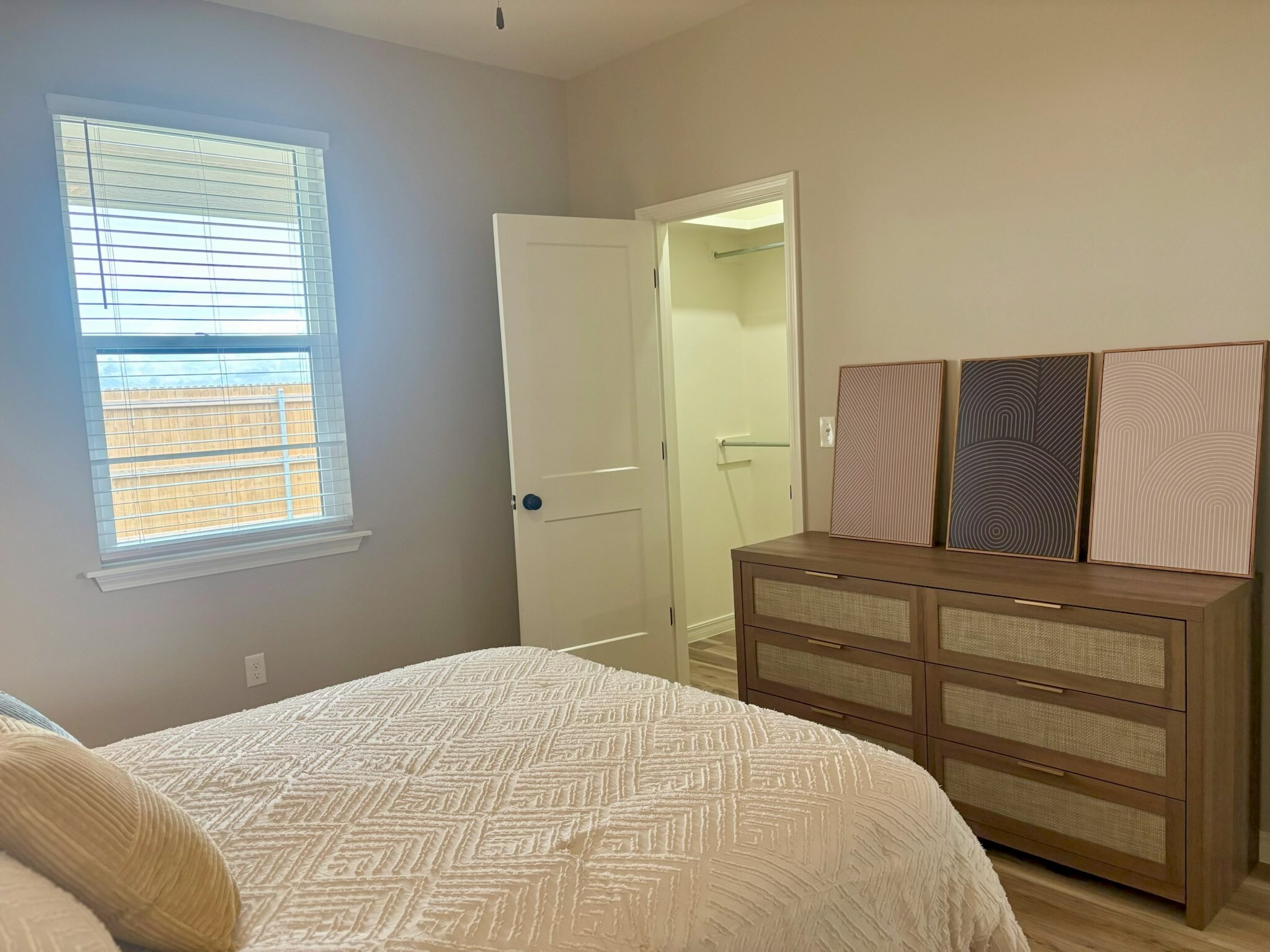 Building Photo - 11075 Tierra Santa Dr