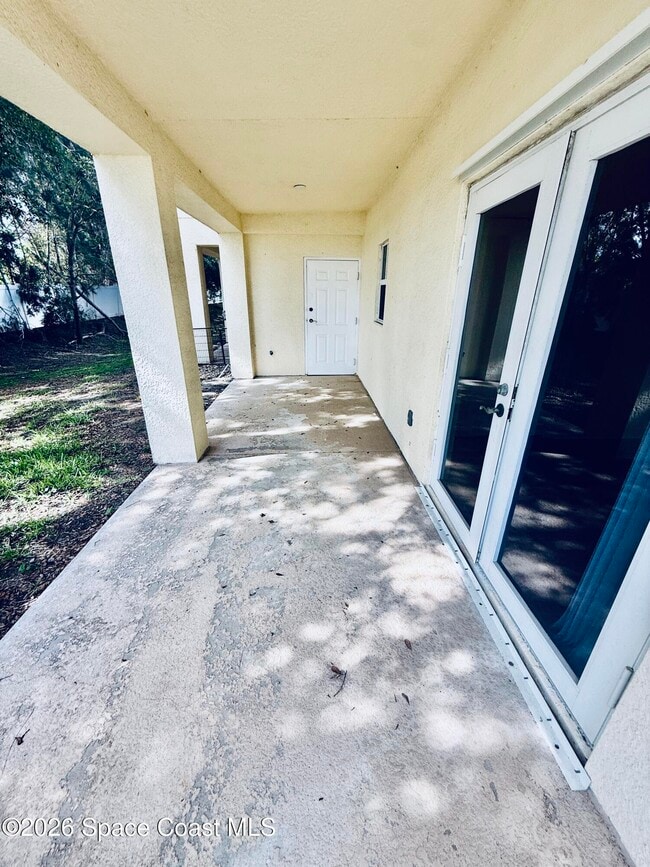 Building Photo - 860 Vignoles NE Ave