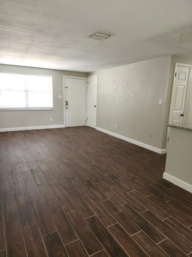 Building Photo - 1414 Coppertree Dr