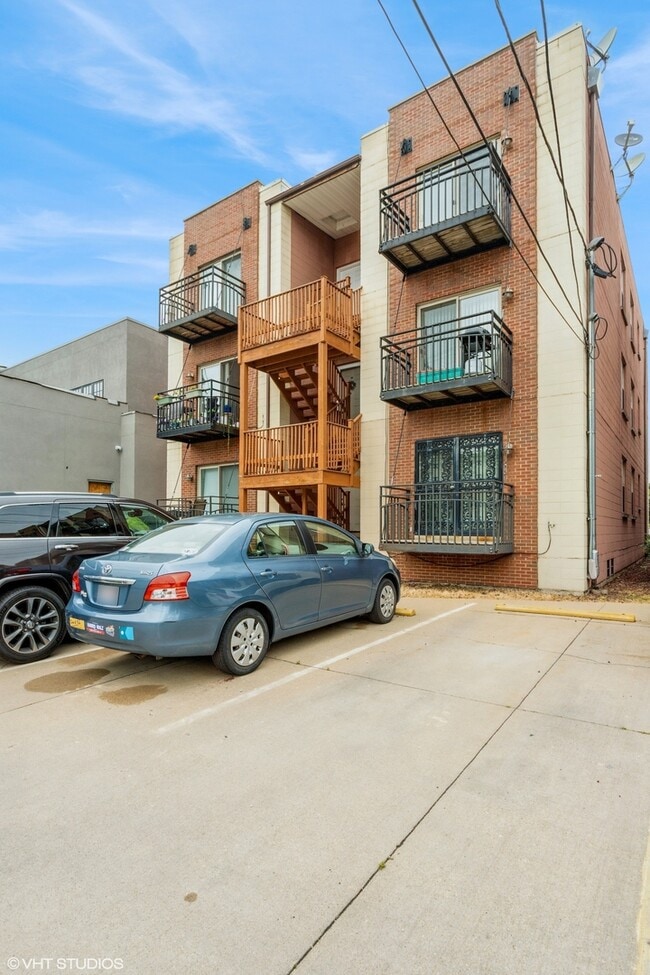 Building Photo - 2815 W Howard St