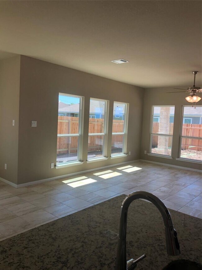 Building Photo - 1611 Curlew Ln