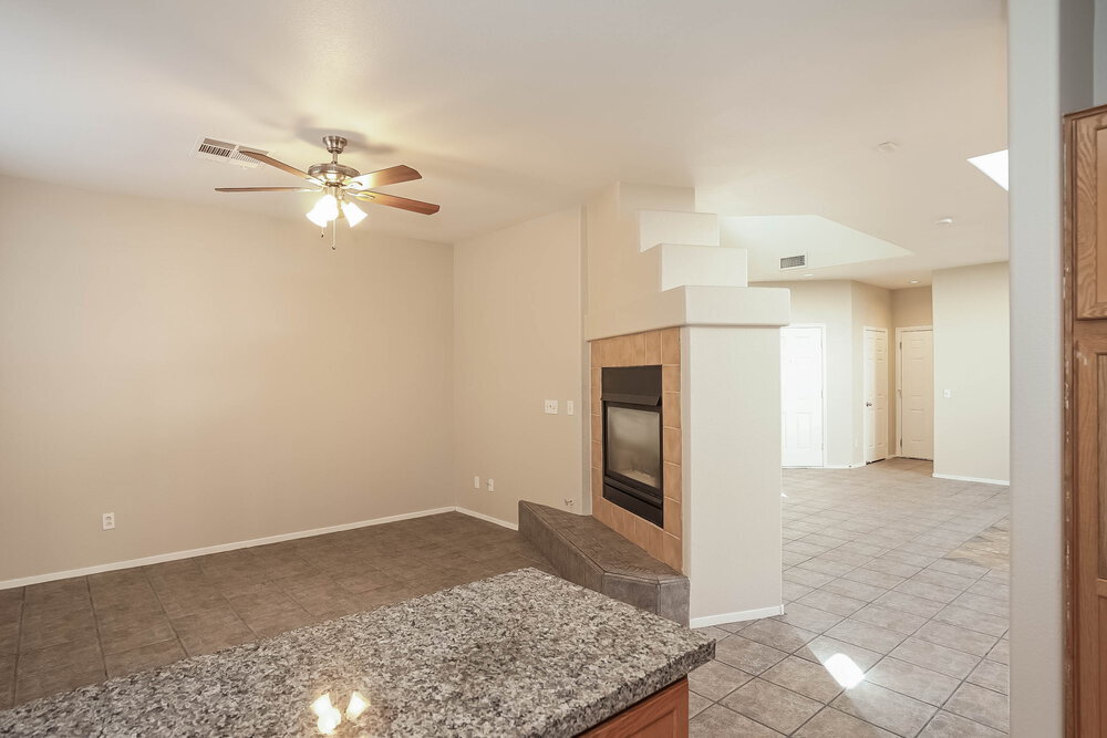 Building Photo - 9524 Friant St